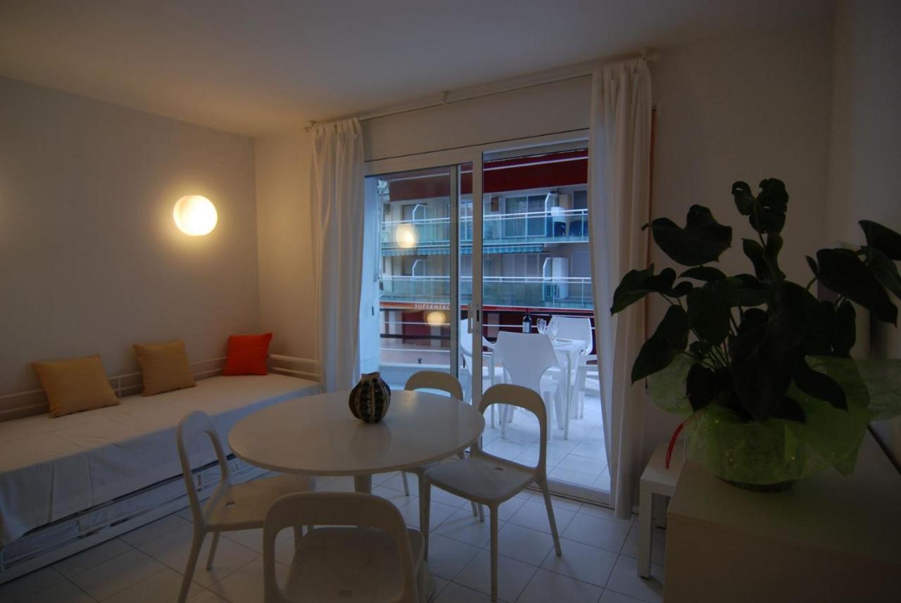 Zeus Alexis II Apartment Salou Exterior photo